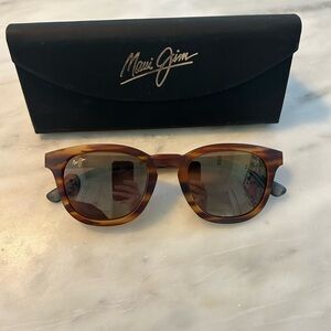 NWOT Maui Jim Koko Head Sunglasses with Black Case